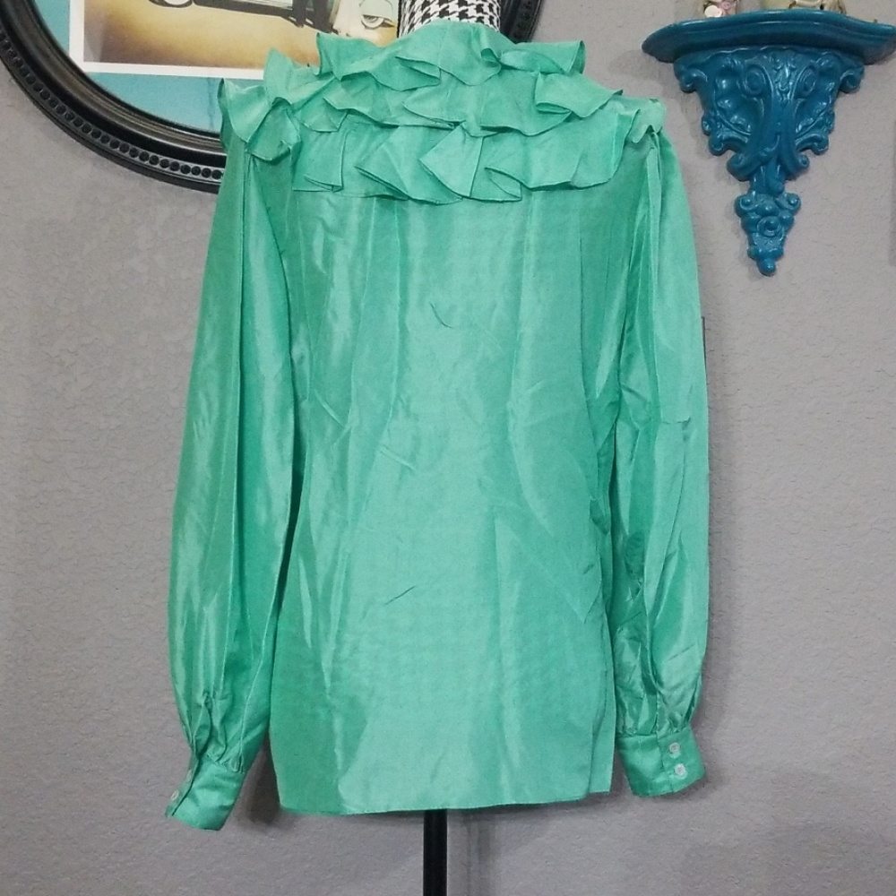 Gorgeous VTG Ruffled Silk Blouse - Picture 5 of 8